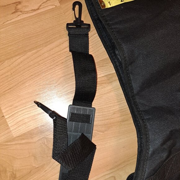 Fender® Guitar Carry Case Gig Bag Black,Soft Shell - Picture 5 of 12